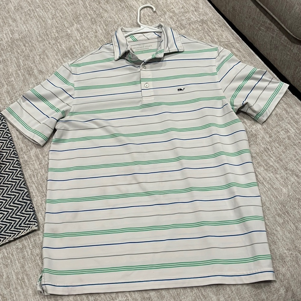 mens small performance vineyard vines shirt